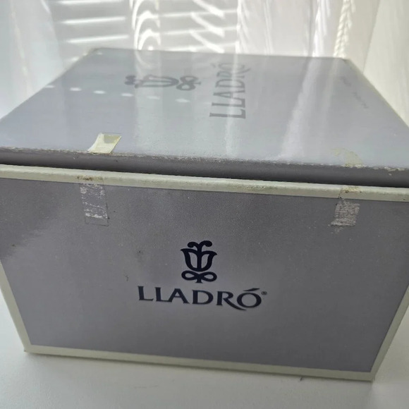 Vintage  Lladro Boy Child With Dog & Puppies Figurine #5456 Porcelain Figurine - Picture 11 of 14